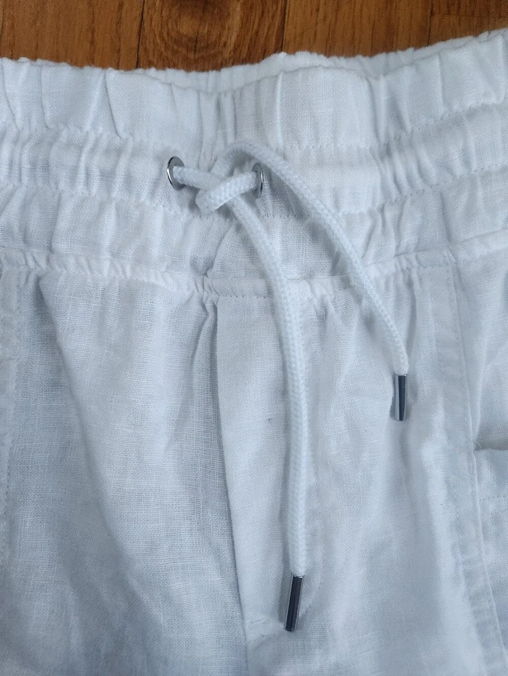 Athleta Women's White Cabo Linen Shorts - Picture 5 of 9